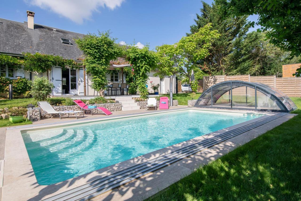 Au Coeur Du Bien-Etre, Chalet Avec Piscine Chauffee Et Couverte, Spa, Sauna, Massages Monteaux Dış mekan fotoğraf